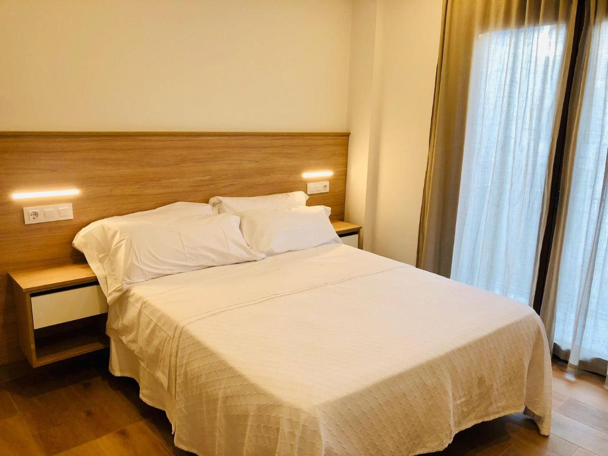 Hotel El Montoro Cádiar Esterno foto